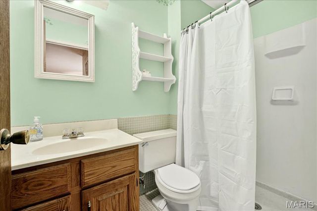 1710 Kilmory Drive, Florissant, MO 63031