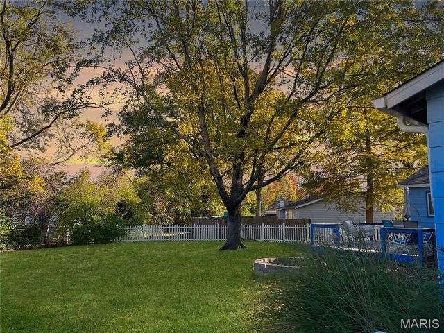 1710 Kilmory Drive, Florissant, MO 63031