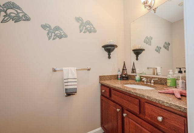 11 Sullivan Way Unit 6, Laconia, NH 03246