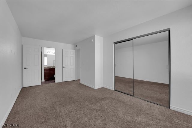 4421 Alexis Drive 428, Las Vegas, NV 89103