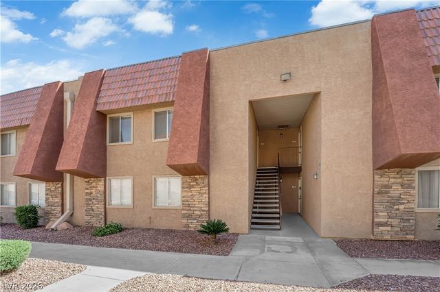 4421 Alexis Drive 428, Las Vegas, NV 89103