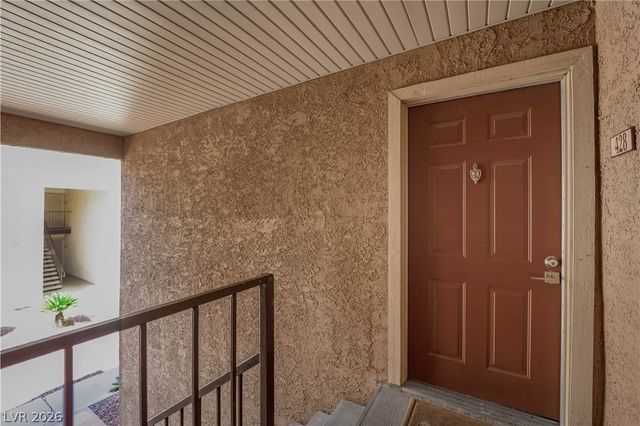 4421 Alexis Drive 428, Las Vegas, NV 89103