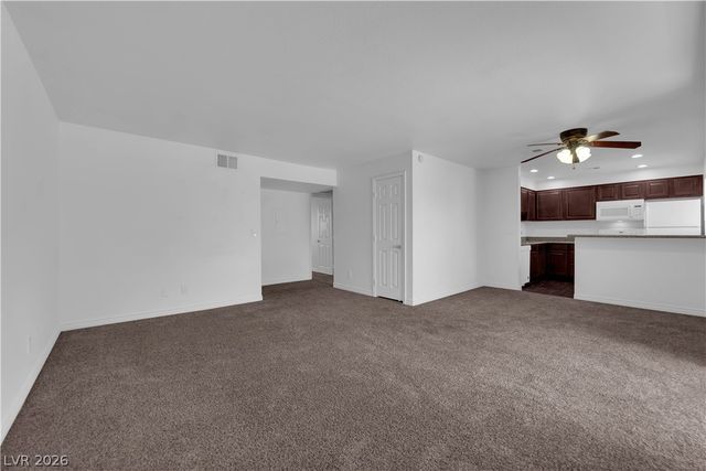 4421 Alexis Drive 428, Las Vegas, NV 89103