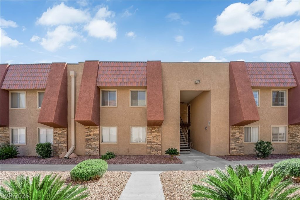 4421 Alexis Drive 428, Las Vegas, NV 89103