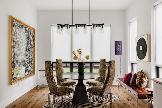 2314 Westoak DR, Austin, TX 78704