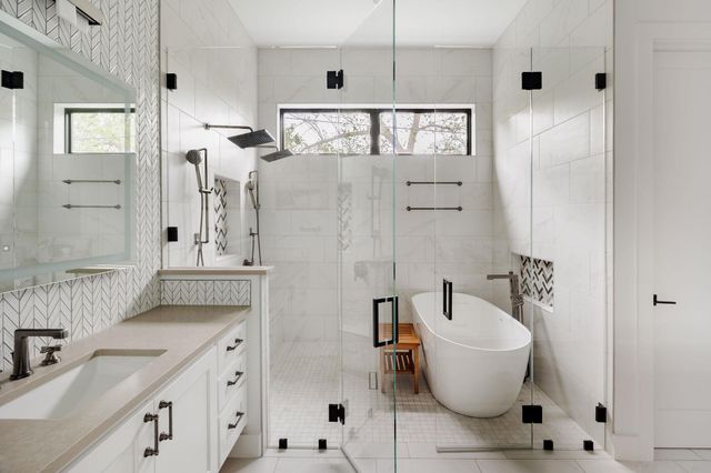 2314 Westoak DR, Austin, TX 78704