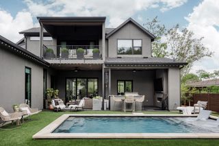 2314 Westoak DR, Austin, TX 78704