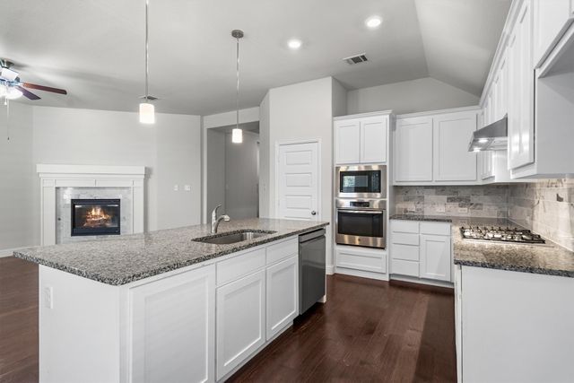 529 Overton Avenue, Celina, TX 75009
