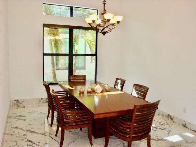 9265 Porto Way, Parkland, FL 33076