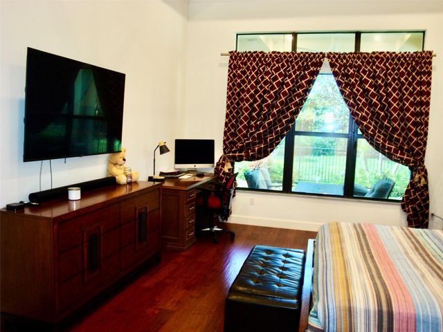 9265 Porto Way, Parkland, FL 33076