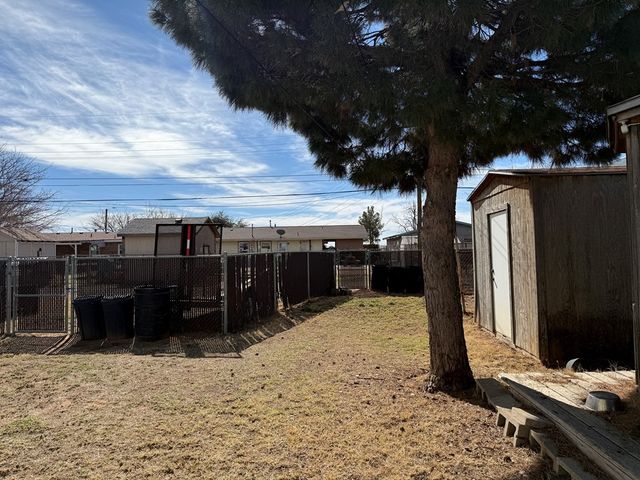 917 W 39th St, Odessa, TX 79764