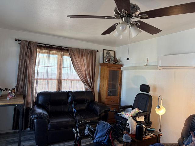 917 W 39th St, Odessa, TX 79764