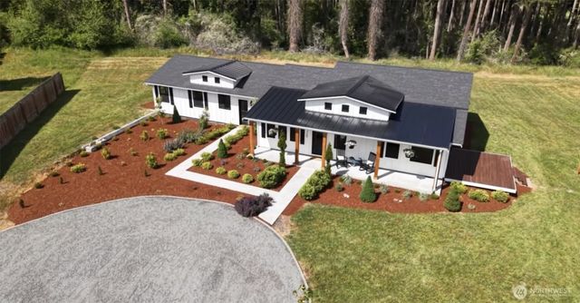 1725 Woodcock Road, Sequim, WA 98382