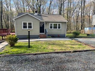 923 FREYER LN, Essex, MD 21221