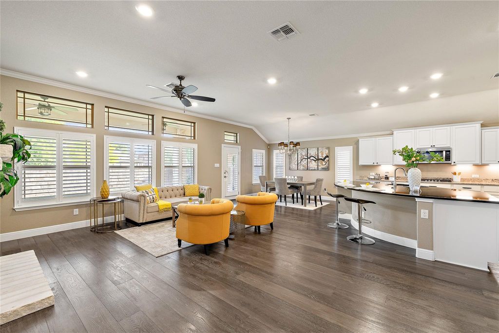 431 Freeman Park PL, Round Rock, TX 78665
