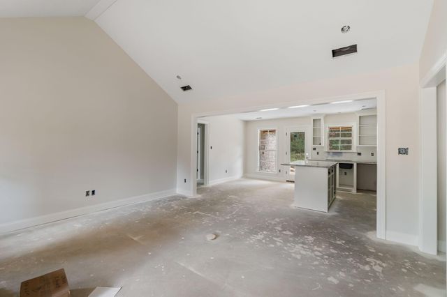 109 King Blvd., Petal, MS 39465