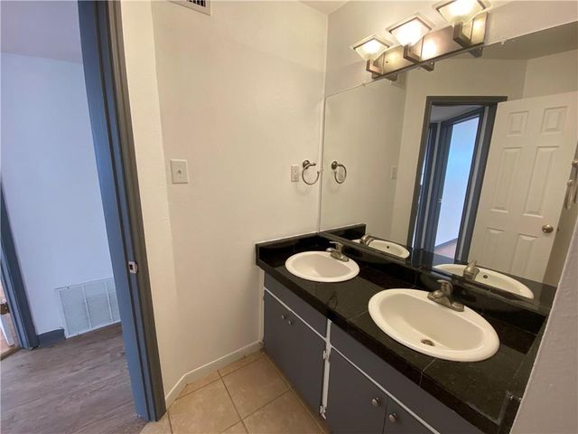 4306 Avenue A 113, Austin, TX 78751