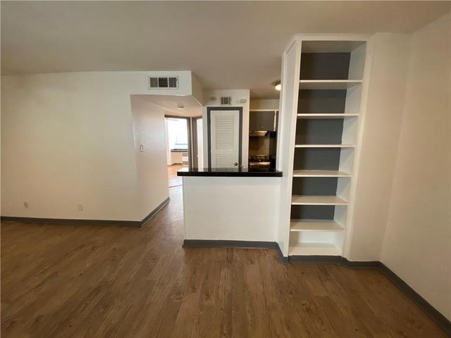 4306 Avenue A 113, Austin, TX 78751