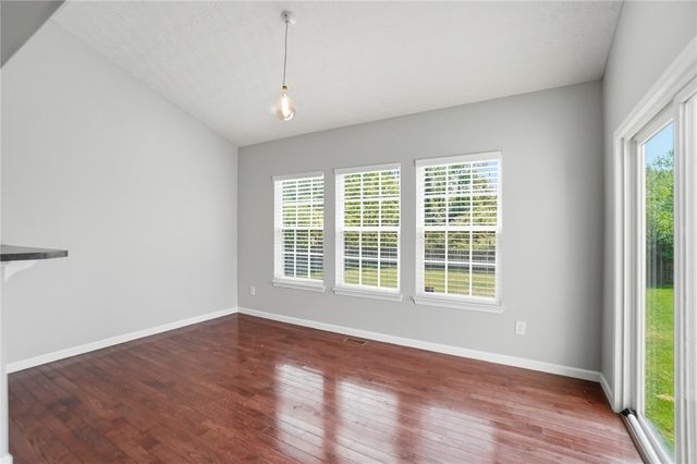 102 Waterford Boulevard, Fairborn, OH 45324