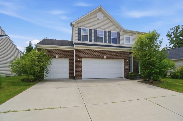 102 Waterford Boulevard, Fairborn, OH 45324