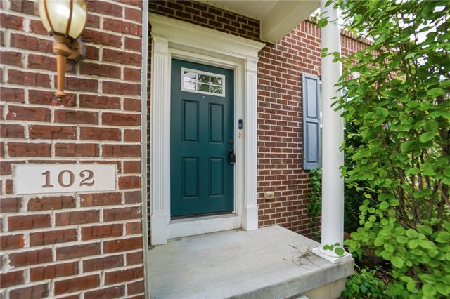 102 Waterford Boulevard, Fairborn, OH 45324
