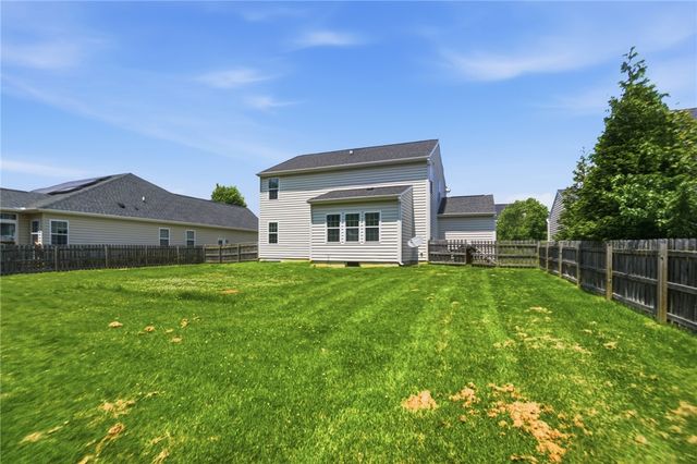 102 Waterford Boulevard, Fairborn, OH 45324