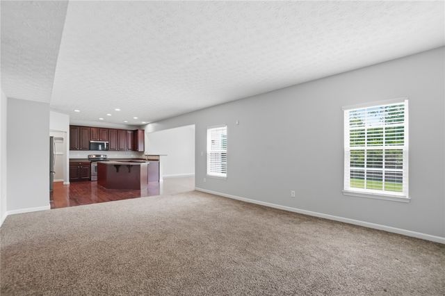 102 Waterford Boulevard, Fairborn, OH 45324