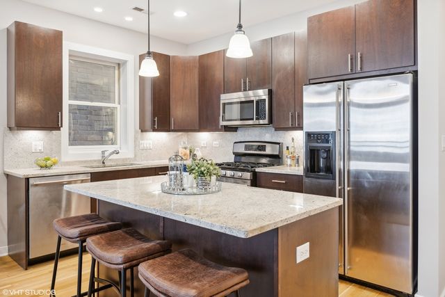 685 N PEORIA Street 1N, Chicago, IL 60642