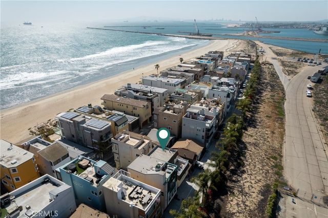20 C Pacific Avenue, Surfside, CA 90743