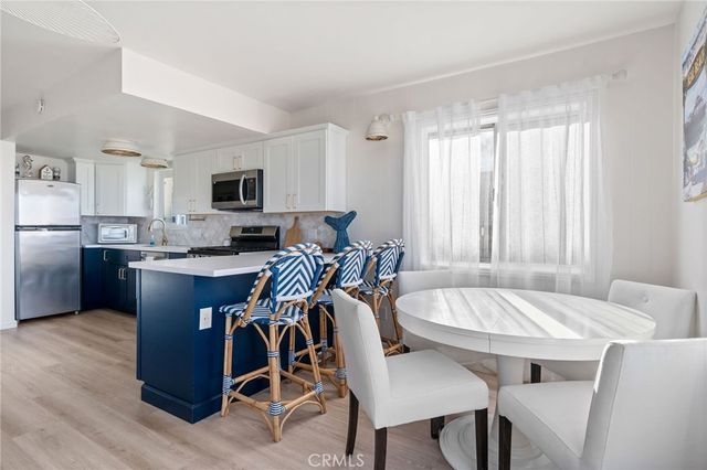 20 C Pacific Avenue, Surfside, CA 90743