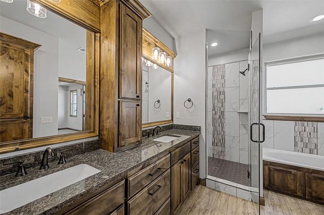 1185 Wolf Creek Drive, Blanchard, OK 73010
