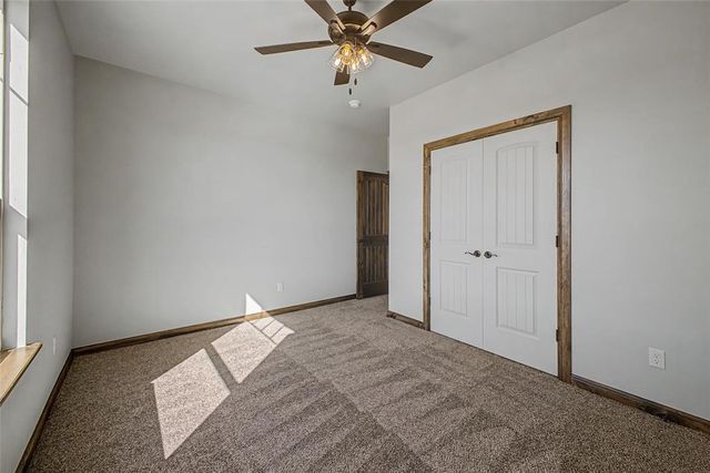 1185 Wolf Creek Drive, Blanchard, OK 73010