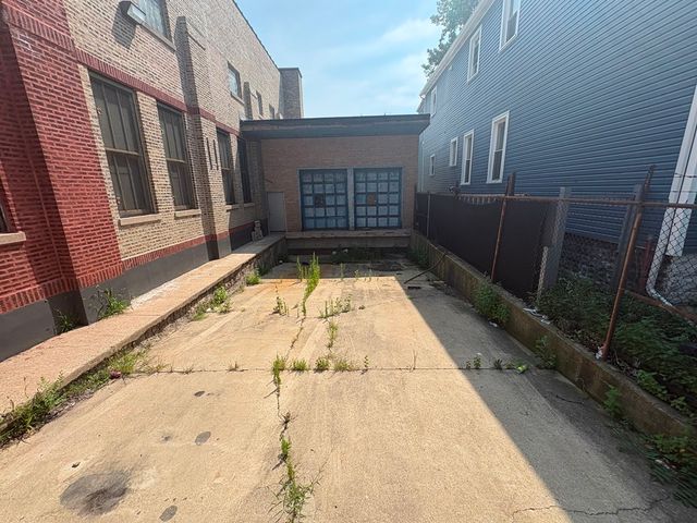 1423 W 59th Street, Chicago, IL 60636