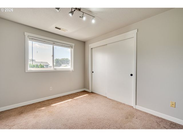 16413 Ne 81ST St, Vancouver, WA 98682
