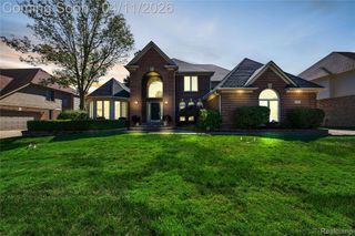 2976 Mangrove Drive, Sterling Heights, MI 48314