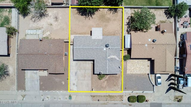 2608 DAN SIKES Drive, El Paso, TX 79936