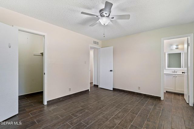 2608 DAN SIKES Drive, El Paso, TX 79936
