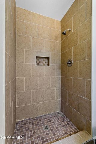 2608 DAN SIKES Drive, El Paso, TX 79936