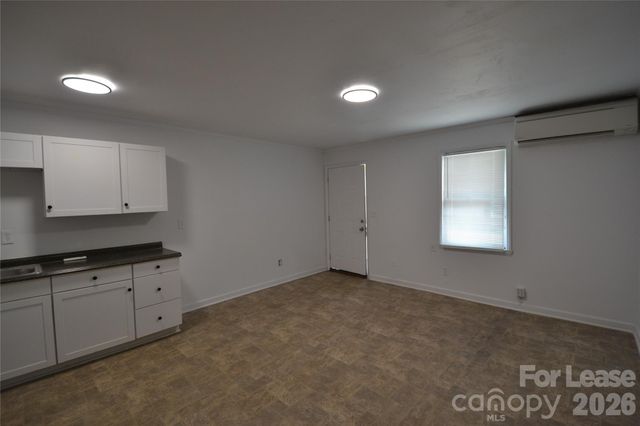 1212 Essex Avenue 8, Gastonia, NC 28052