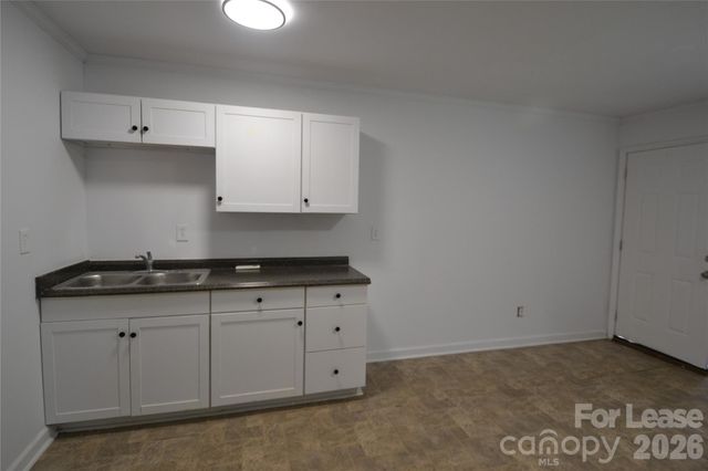 1212 Essex Avenue 8, Gastonia, NC 28052