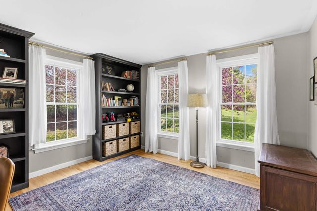 14 Weaver Place, Weare, NH 03281