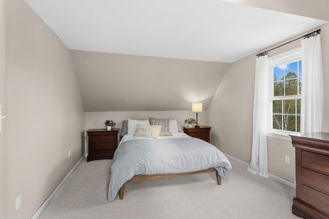 14 Weaver Place, Weare, NH 03281