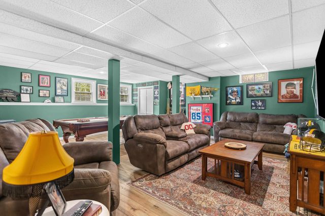 14 Weaver Place, Weare, NH 03281