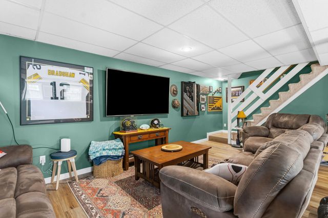 14 Weaver Place, Weare, NH 03281