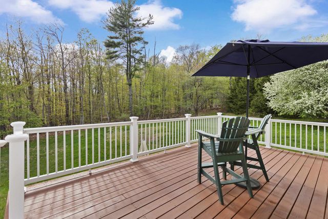 14 Weaver Place, Weare, NH 03281