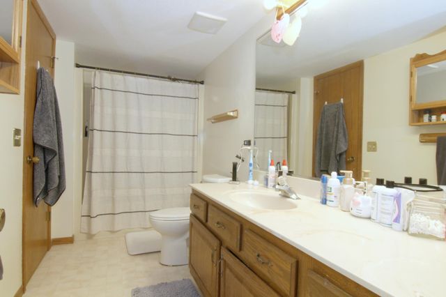 7818 Davidson Court, Inver Grove Heights, MN 55076