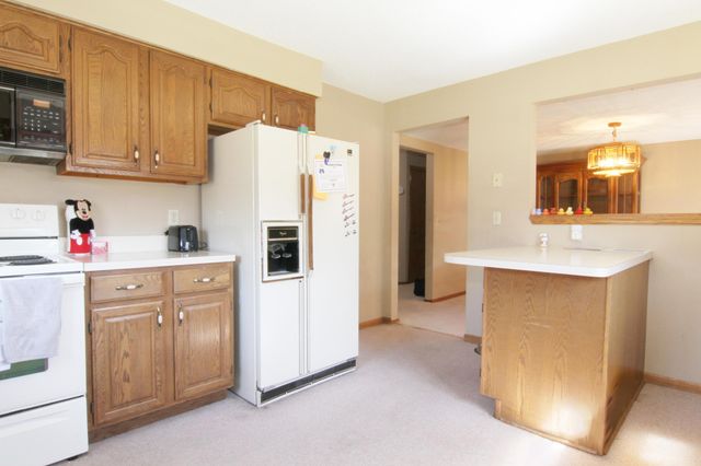 7818 Davidson Court, Inver Grove Heights, MN 55076