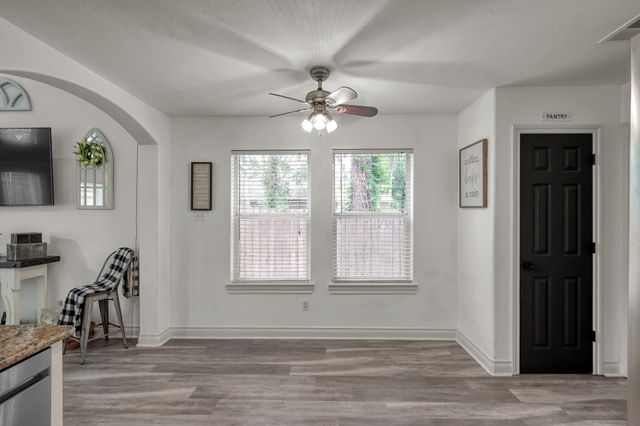 3215 Canterbury Lane, Montgomery, TX 77356