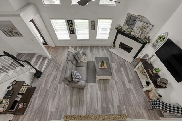 3215 Canterbury Lane, Montgomery, TX 77356