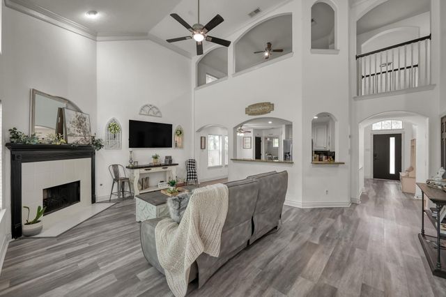 3215 Canterbury Lane, Montgomery, TX 77356